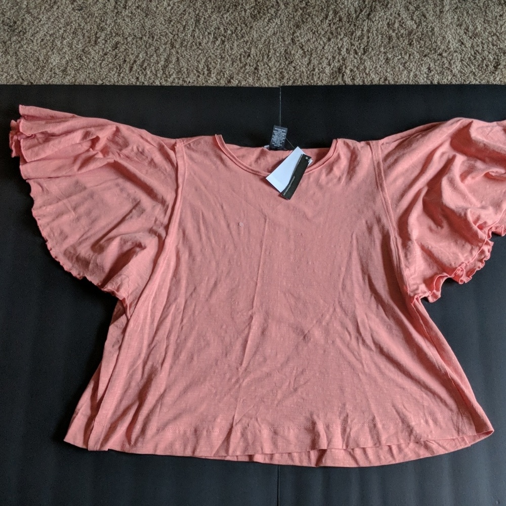 Chelsea & Theodore Angel Sleeve Top